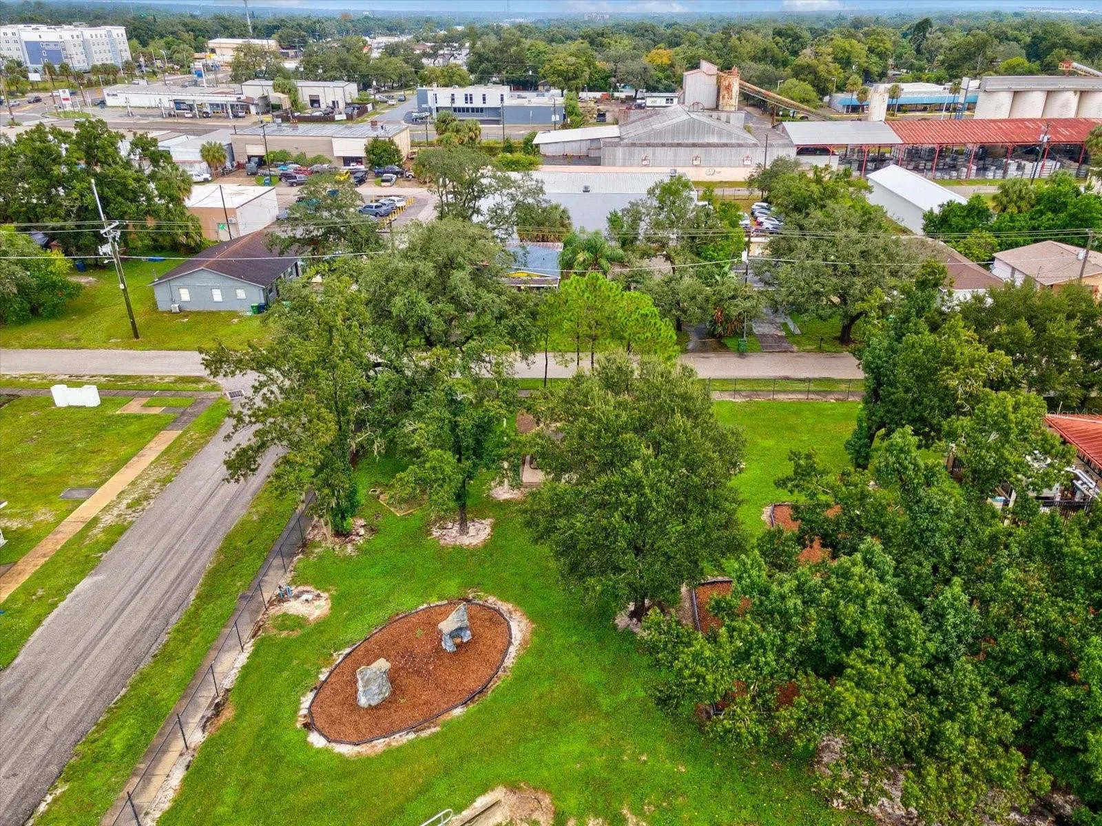 910 E ESKIMO AVE