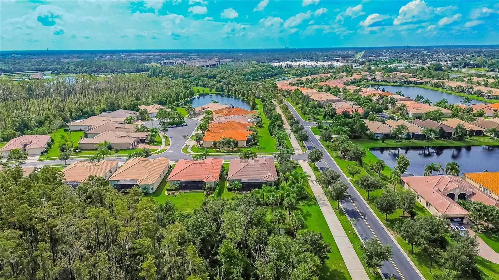 5002 EMERALD ISLE DR