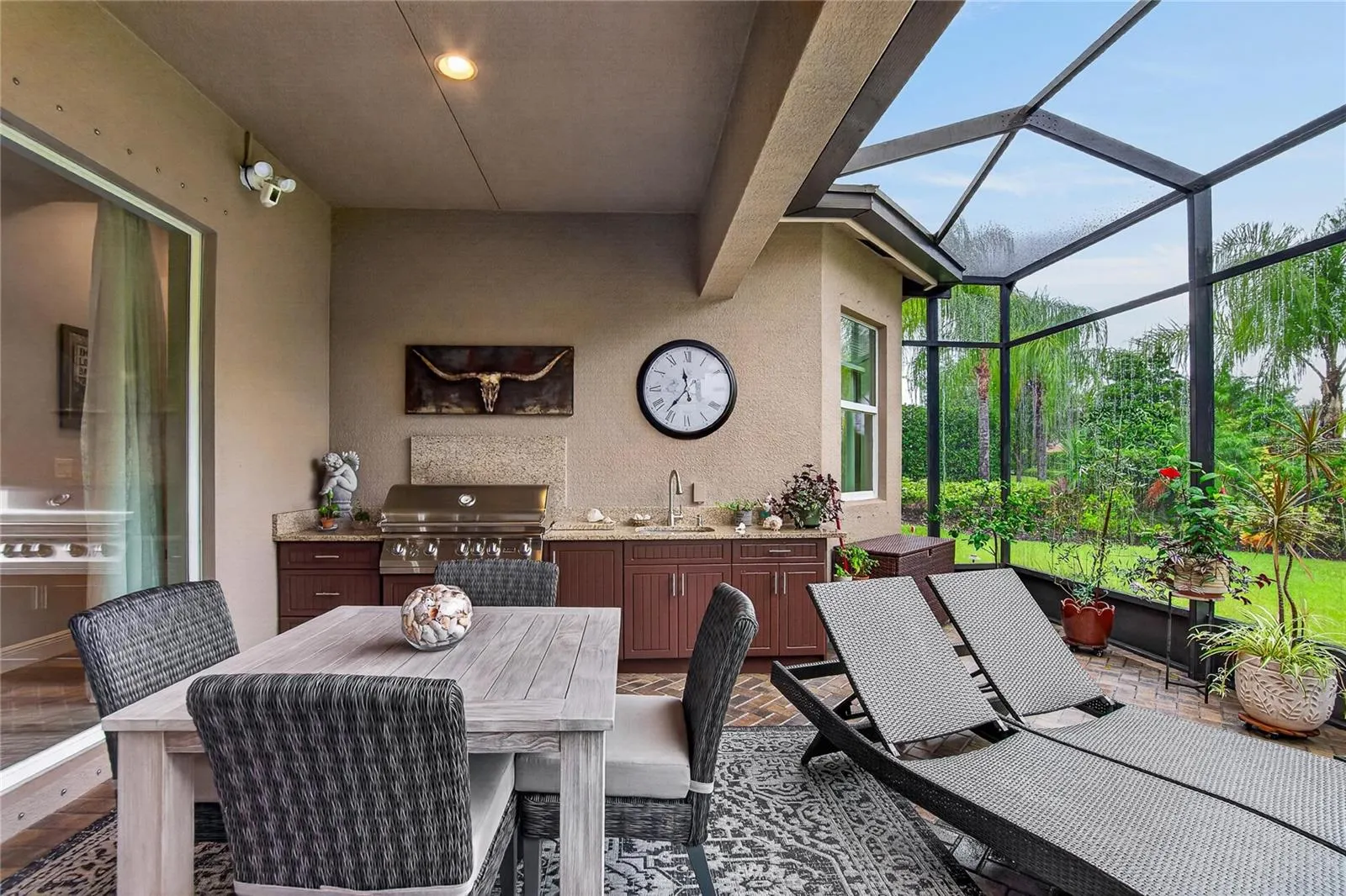 5002 EMERALD ISLE DR