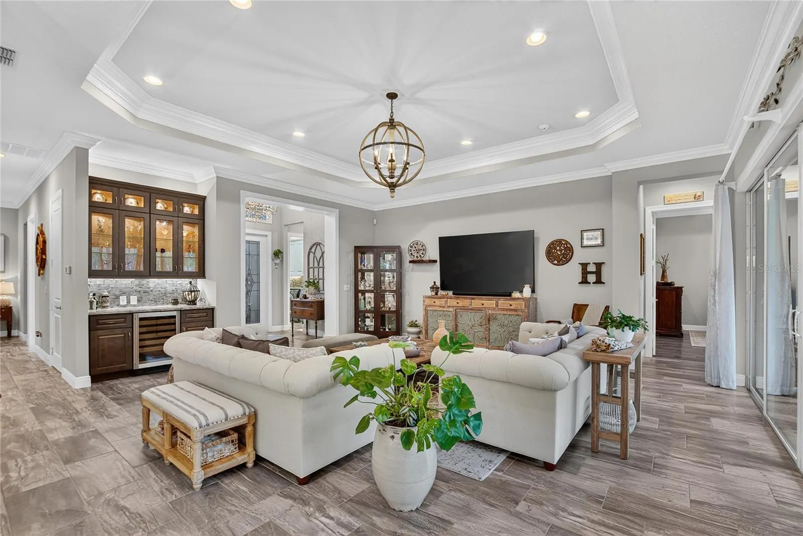 5002 EMERALD ISLE DR