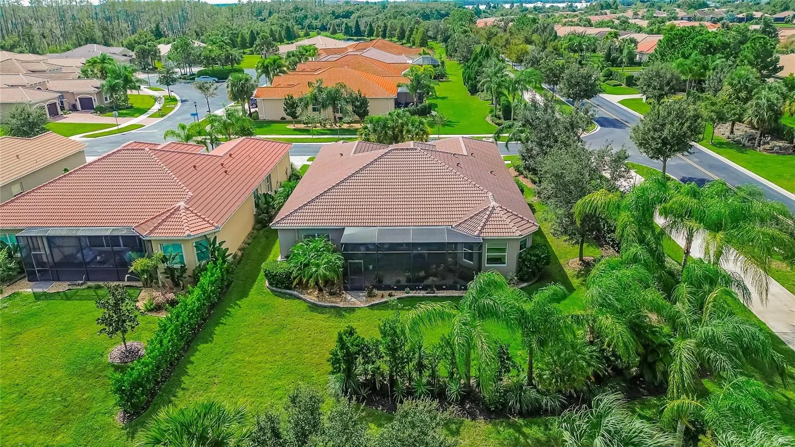 5002 EMERALD ISLE DR
