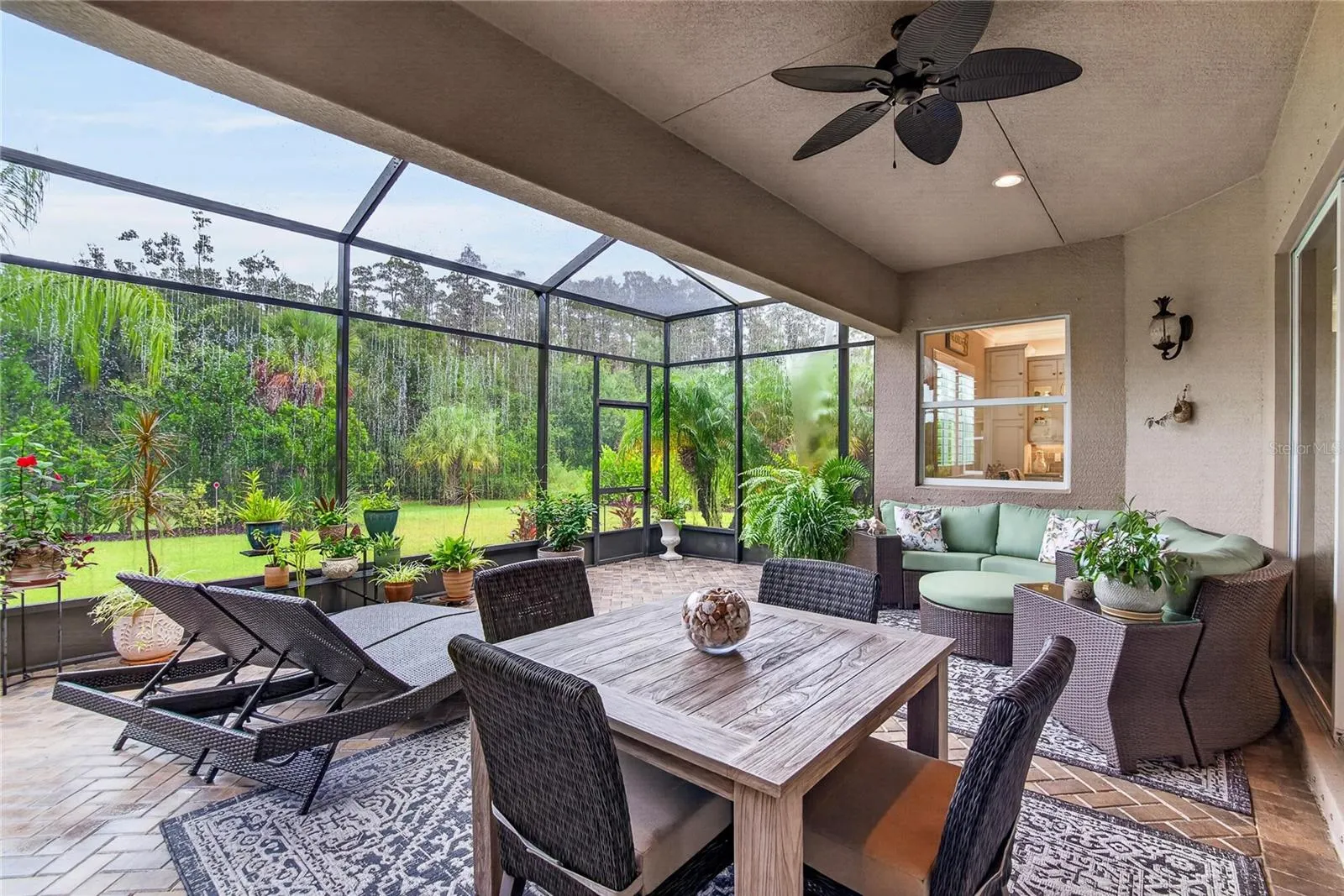 5002 EMERALD ISLE DR