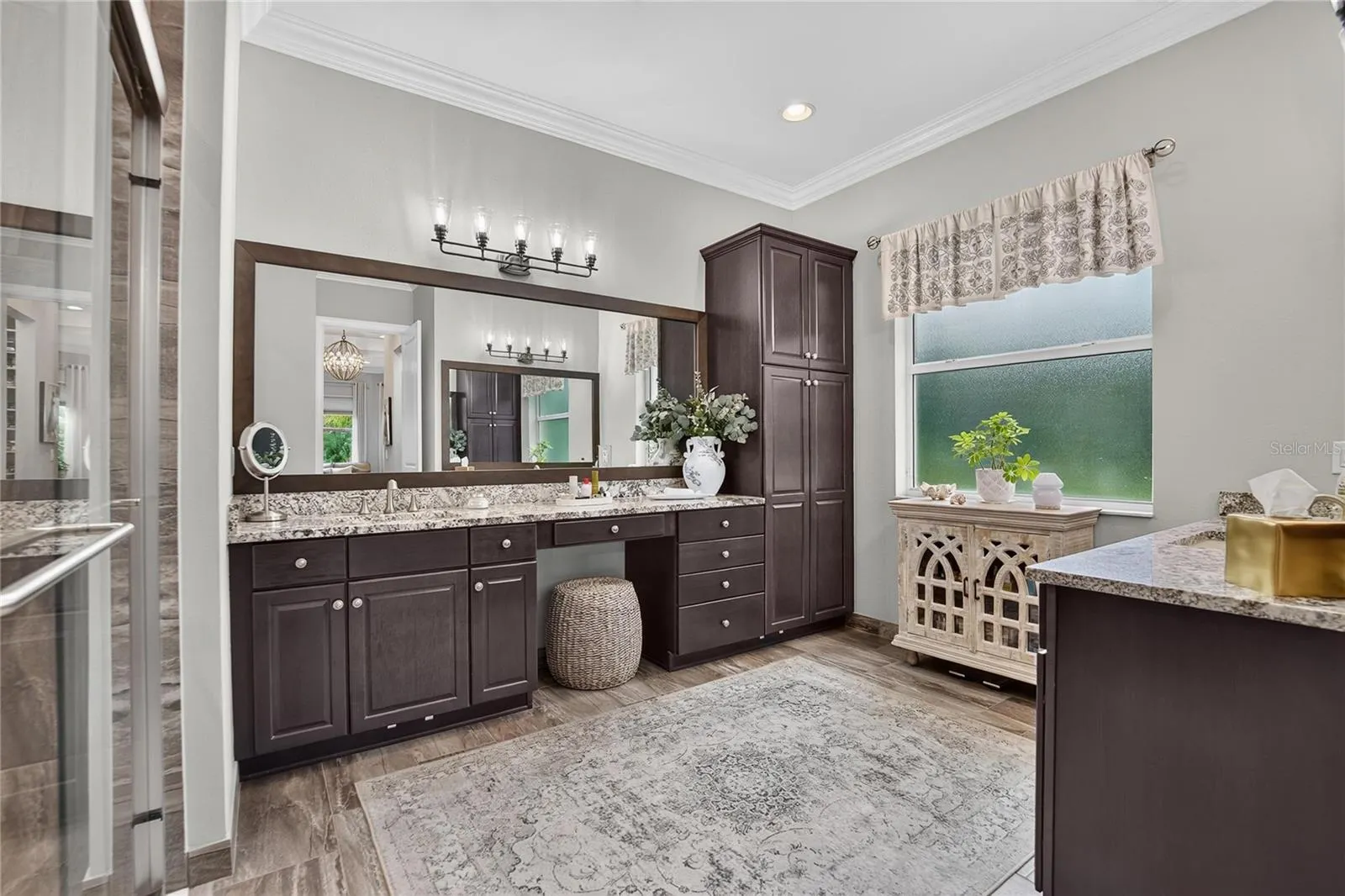 5002 EMERALD ISLE DR