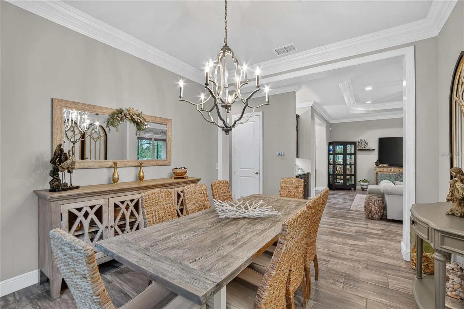 5002 EMERALD ISLE DR