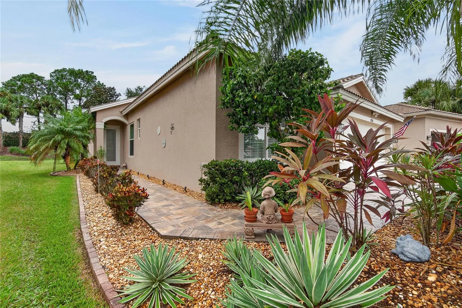 15906 COBBLE MILL DR