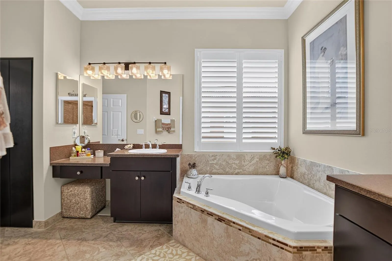 15906 COBBLE MILL DR