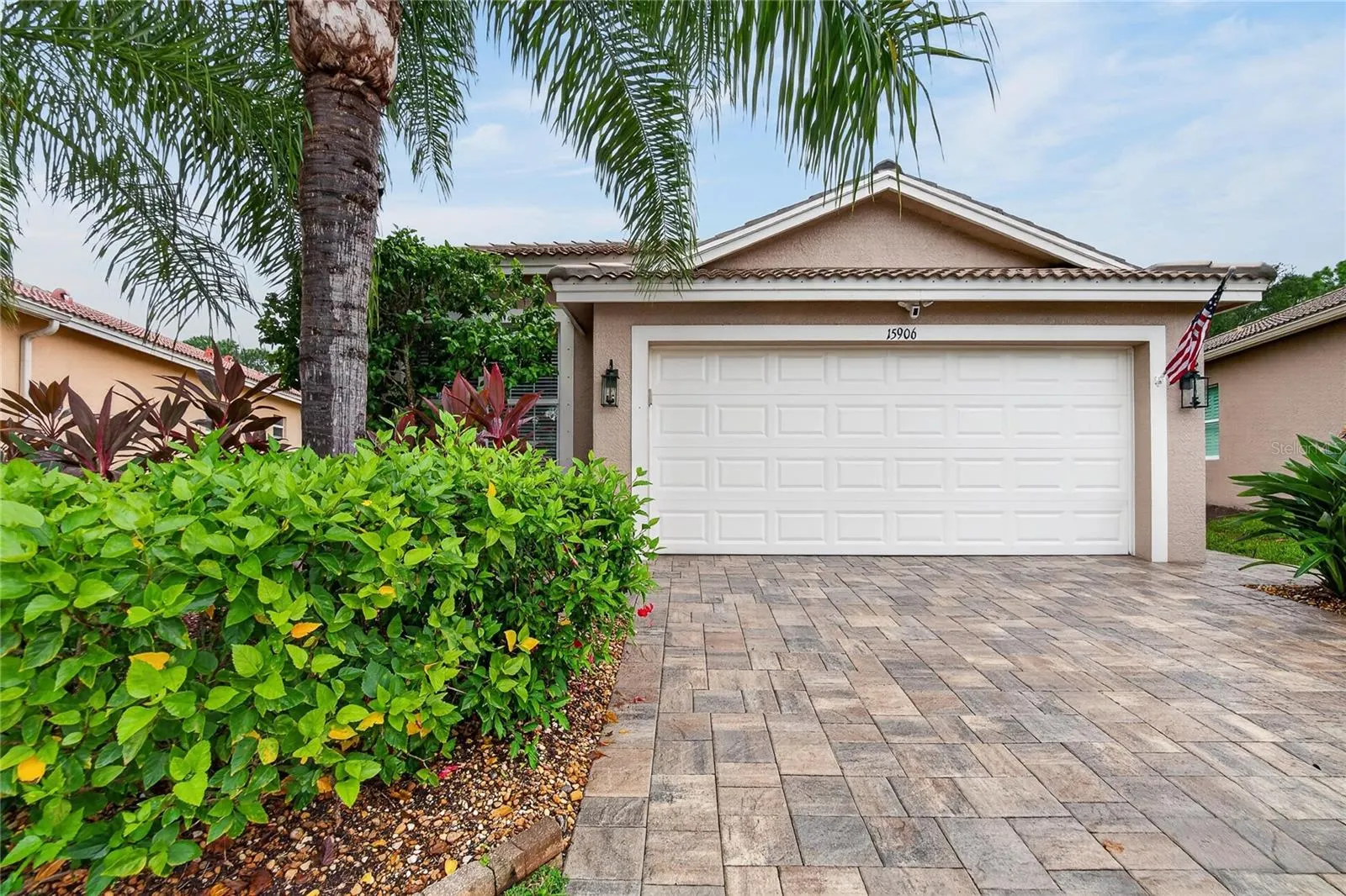 15906 COBBLE MILL DR