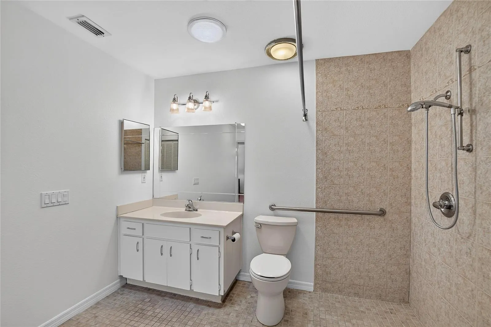 1308 LELAND DR #1308 #1308