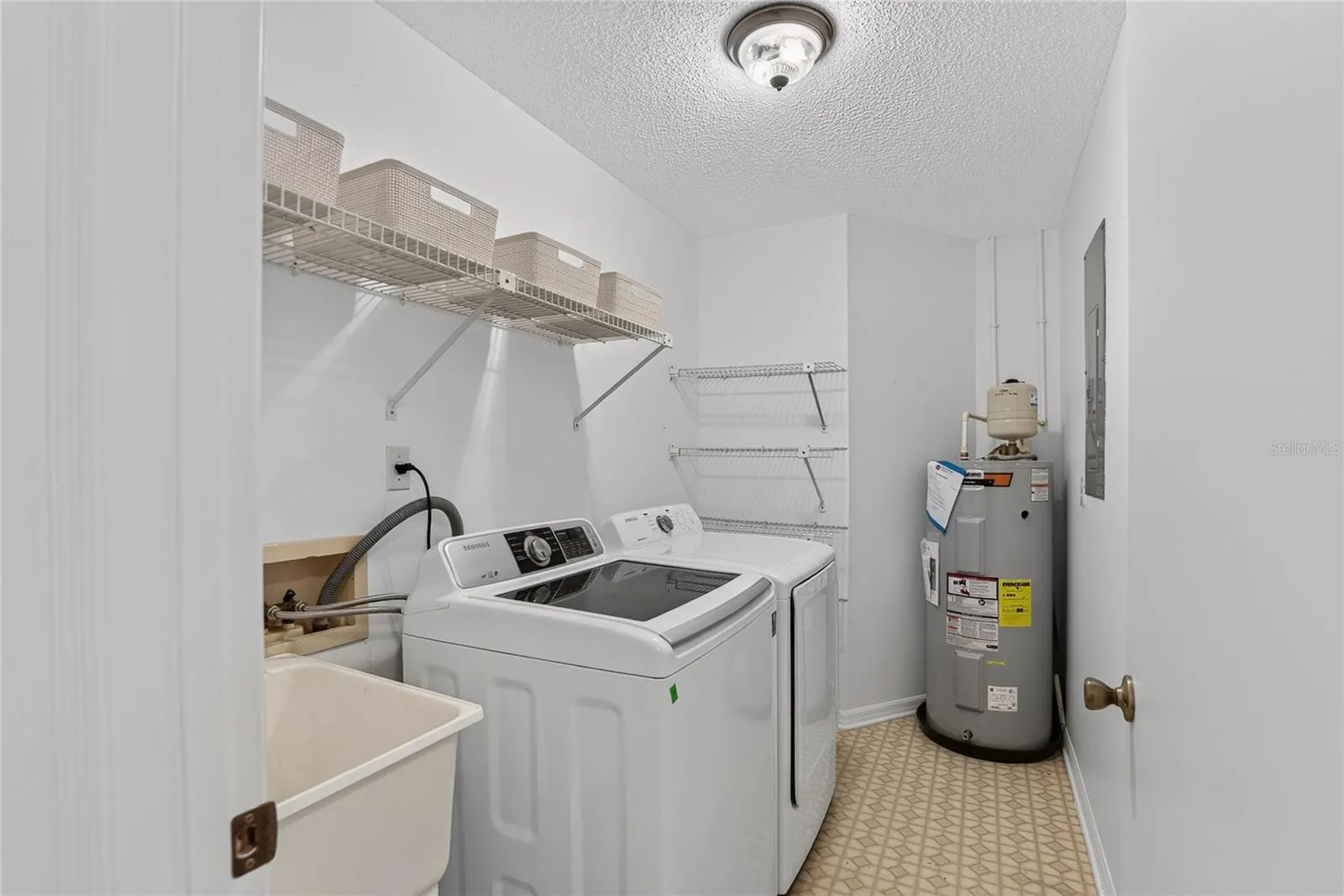 1308 LELAND DR #1308 #1308