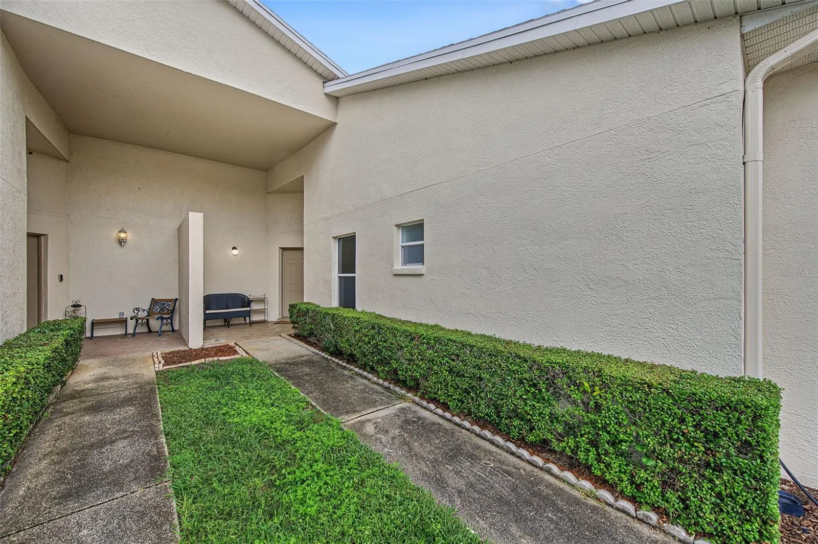8406 TERRACE MEADOWS CT
