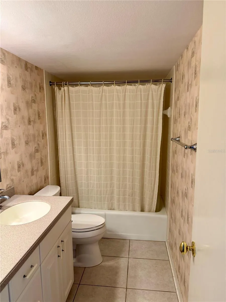 2620 COVE CAY DR #307 #307