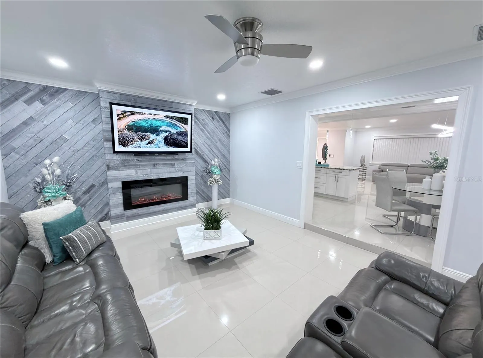 7518 BLOSSOM AVE