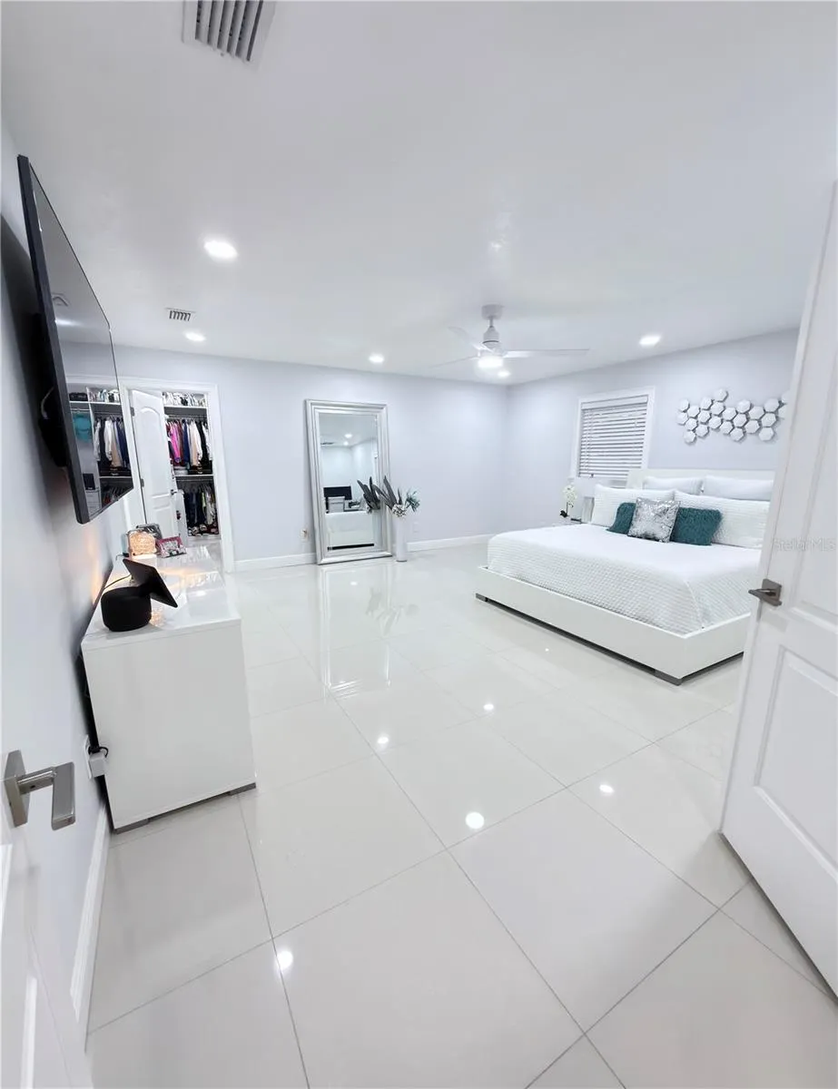 7518 BLOSSOM AVE