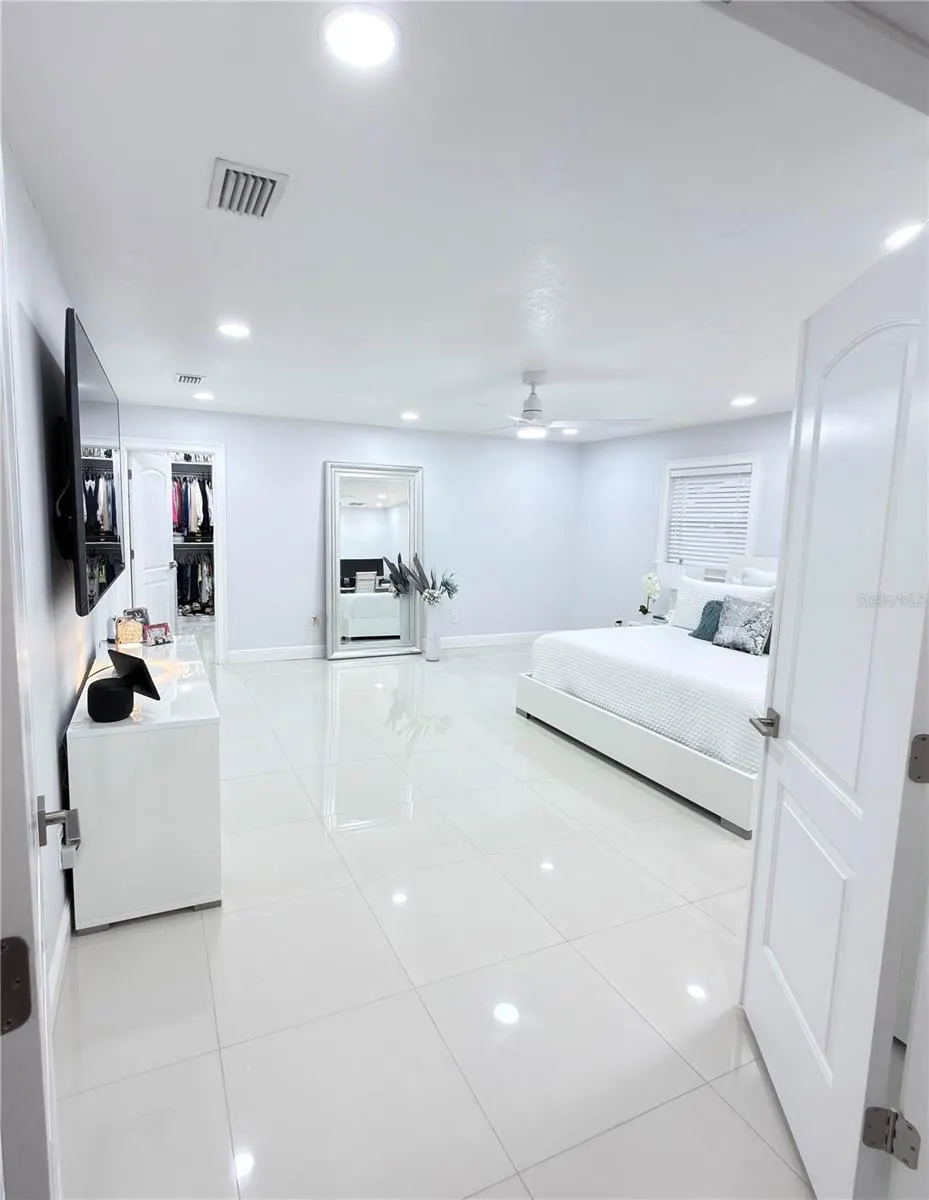 7518 BLOSSOM AVE