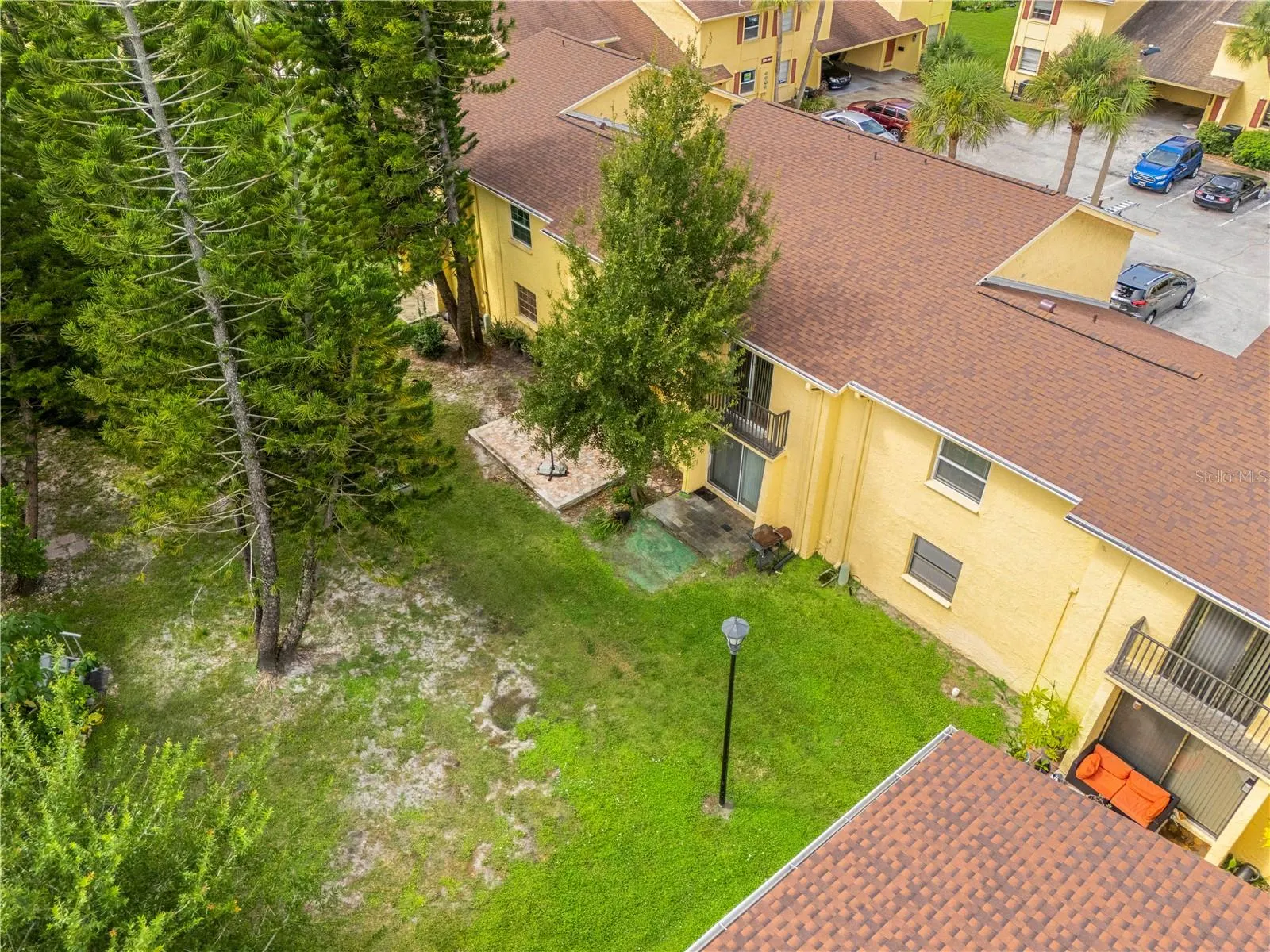 7609 LA MESITA CT