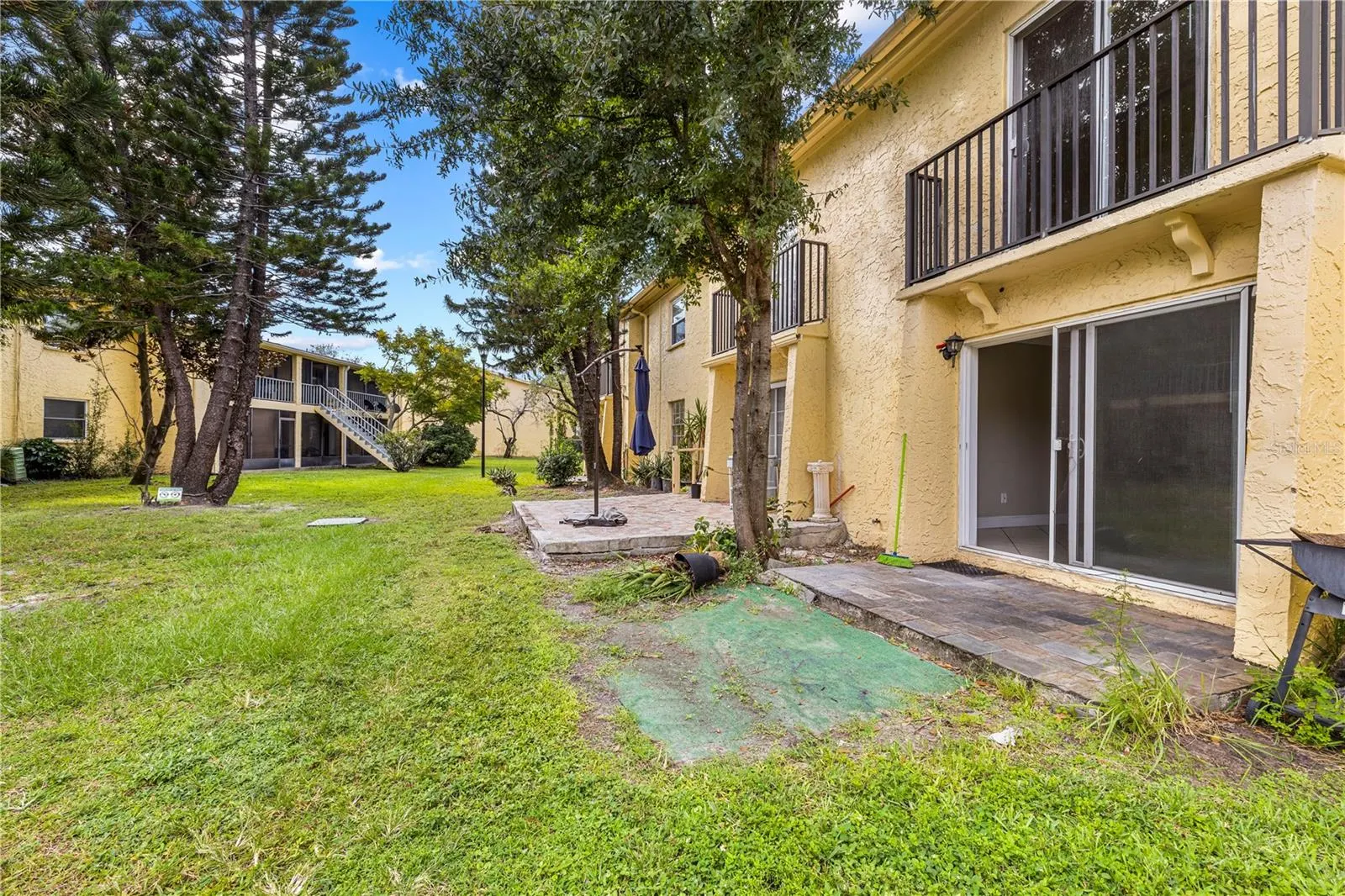 7609 LA MESITA CT