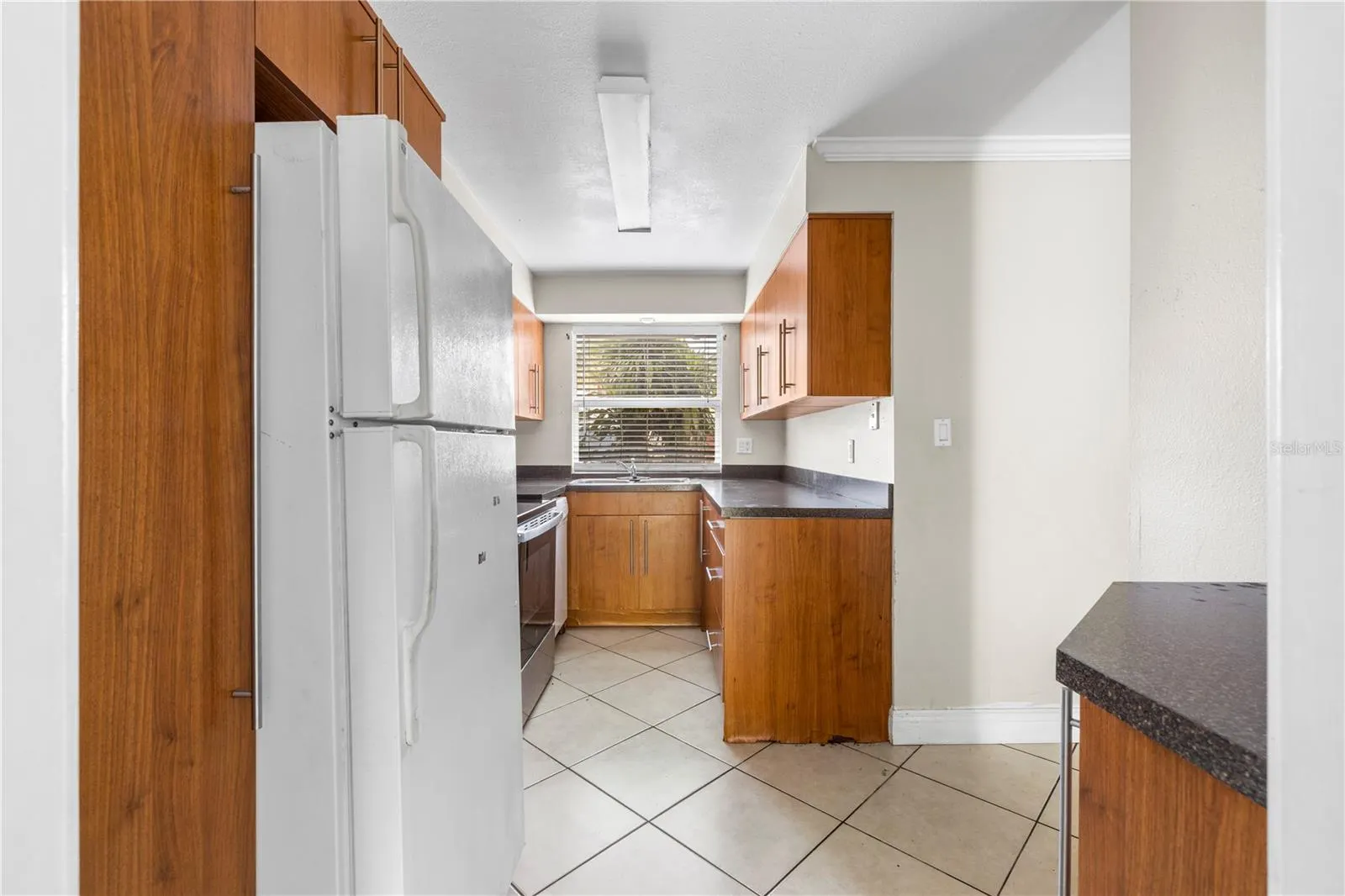 7609 LA MESITA CT