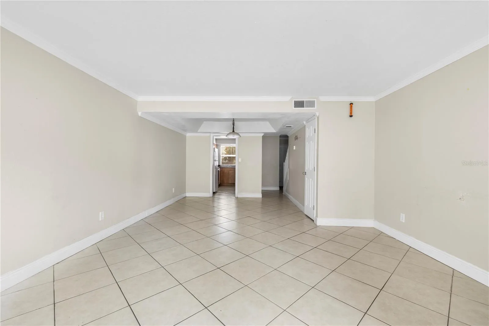 7609 LA MESITA CT