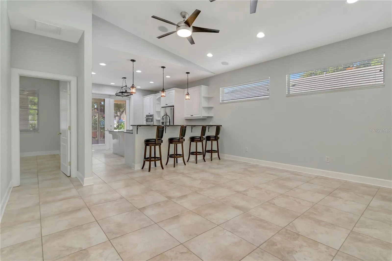 3816 W ESTRELLA ST