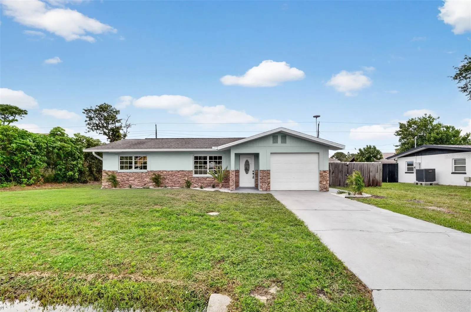 1072 OLYMPIA RD