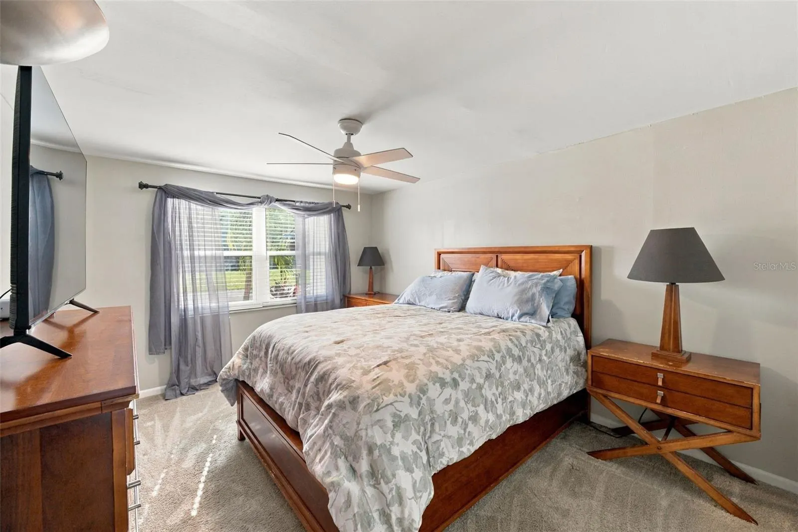 16136 FOXFIRE DR