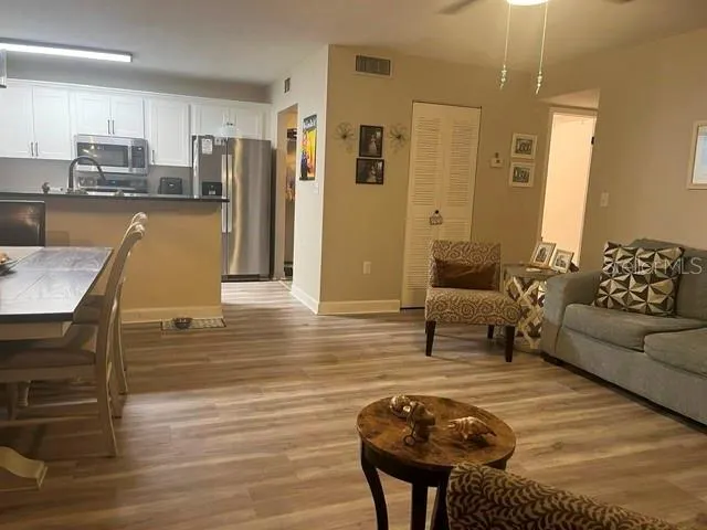 3389 CRYSTAL CT E #D #D