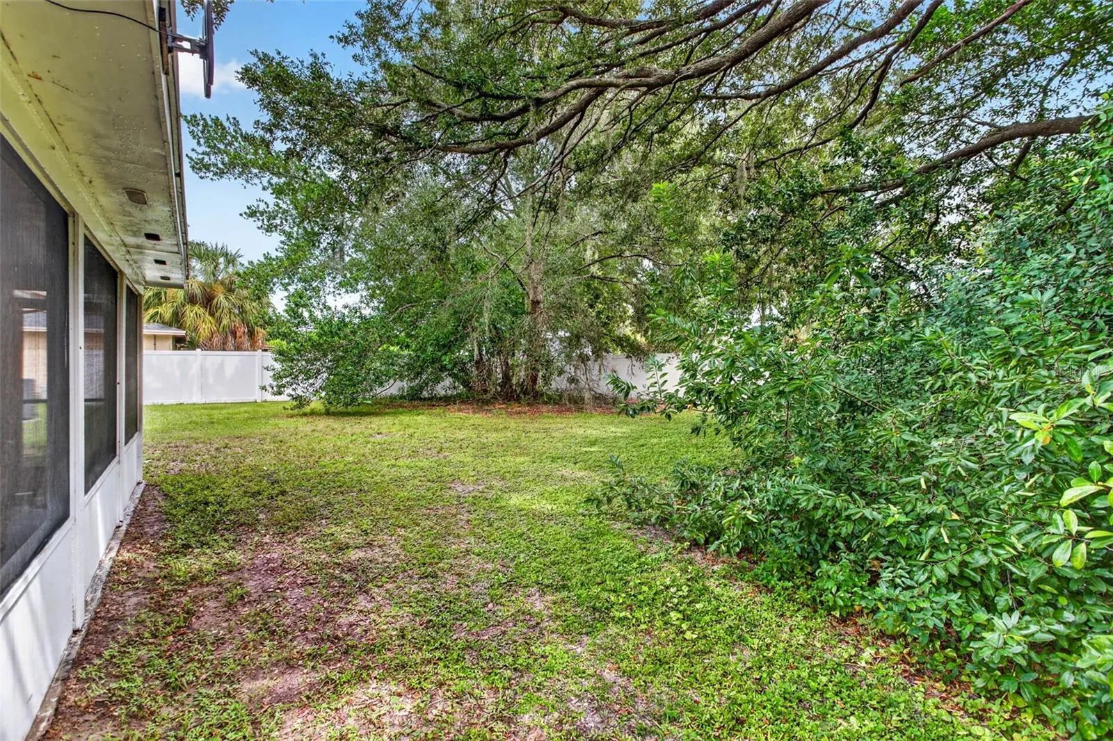 7220 WOODBROOK DR
