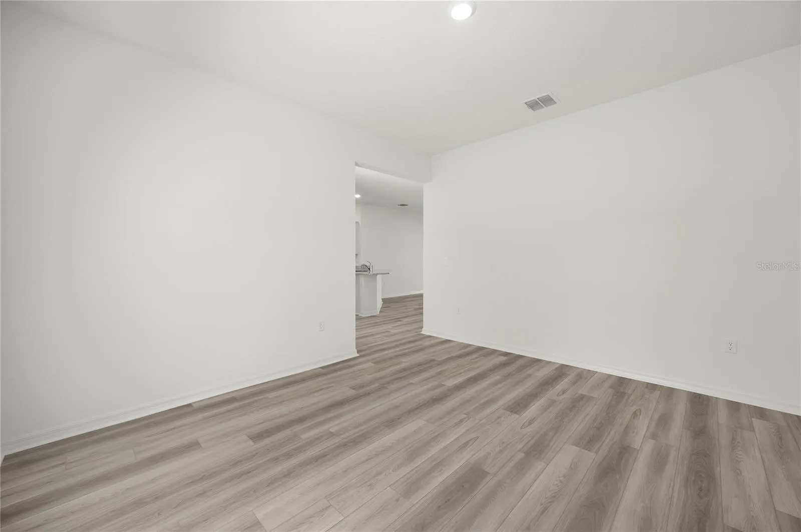 13284 TULA LOOP