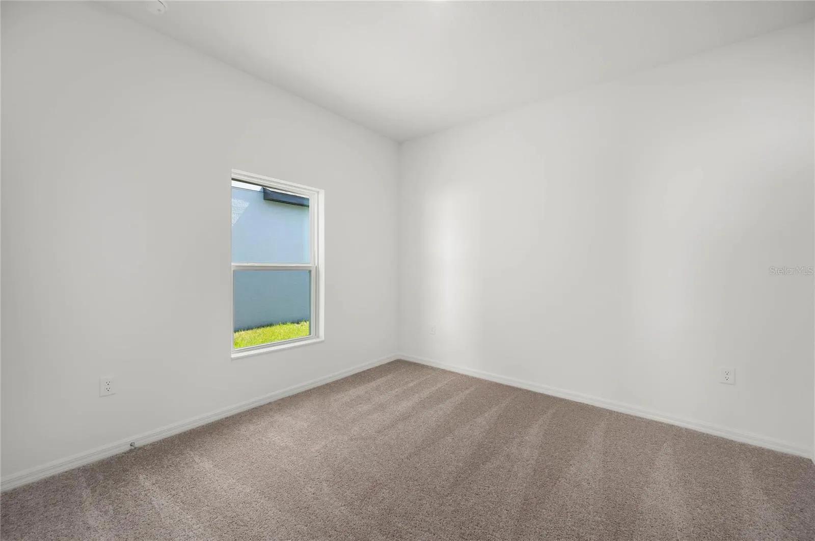 13284 TULA LOOP