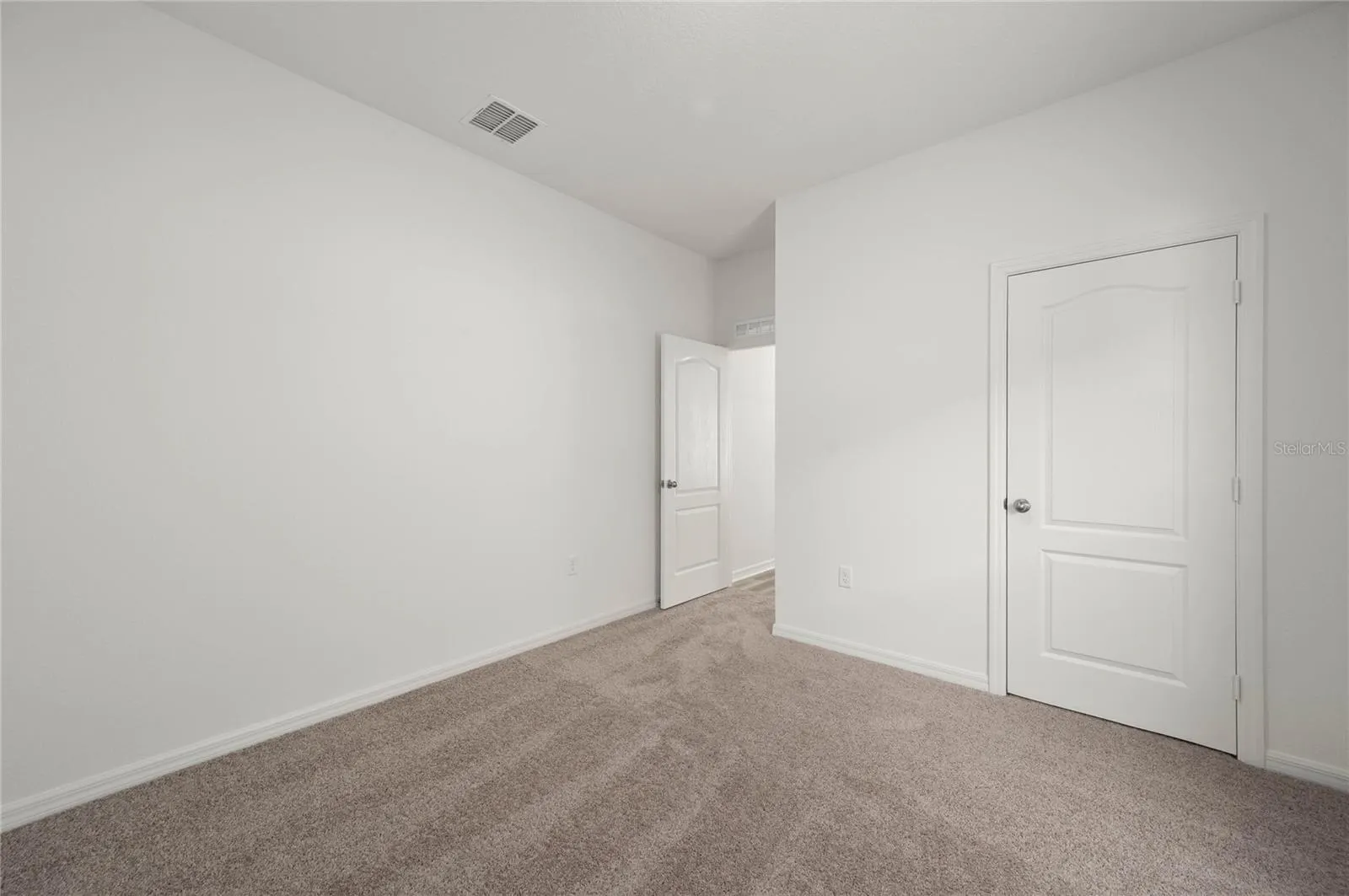 13284 TULA LOOP