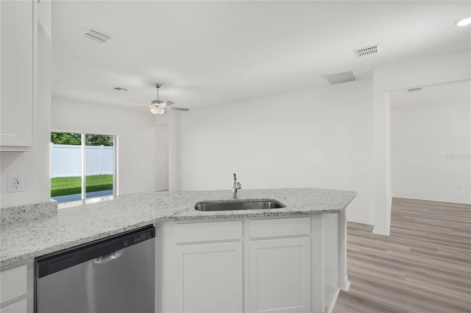 13284 TULA LOOP