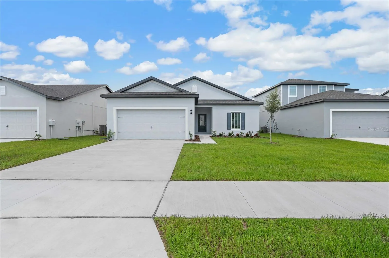 13284 TULA LOOP