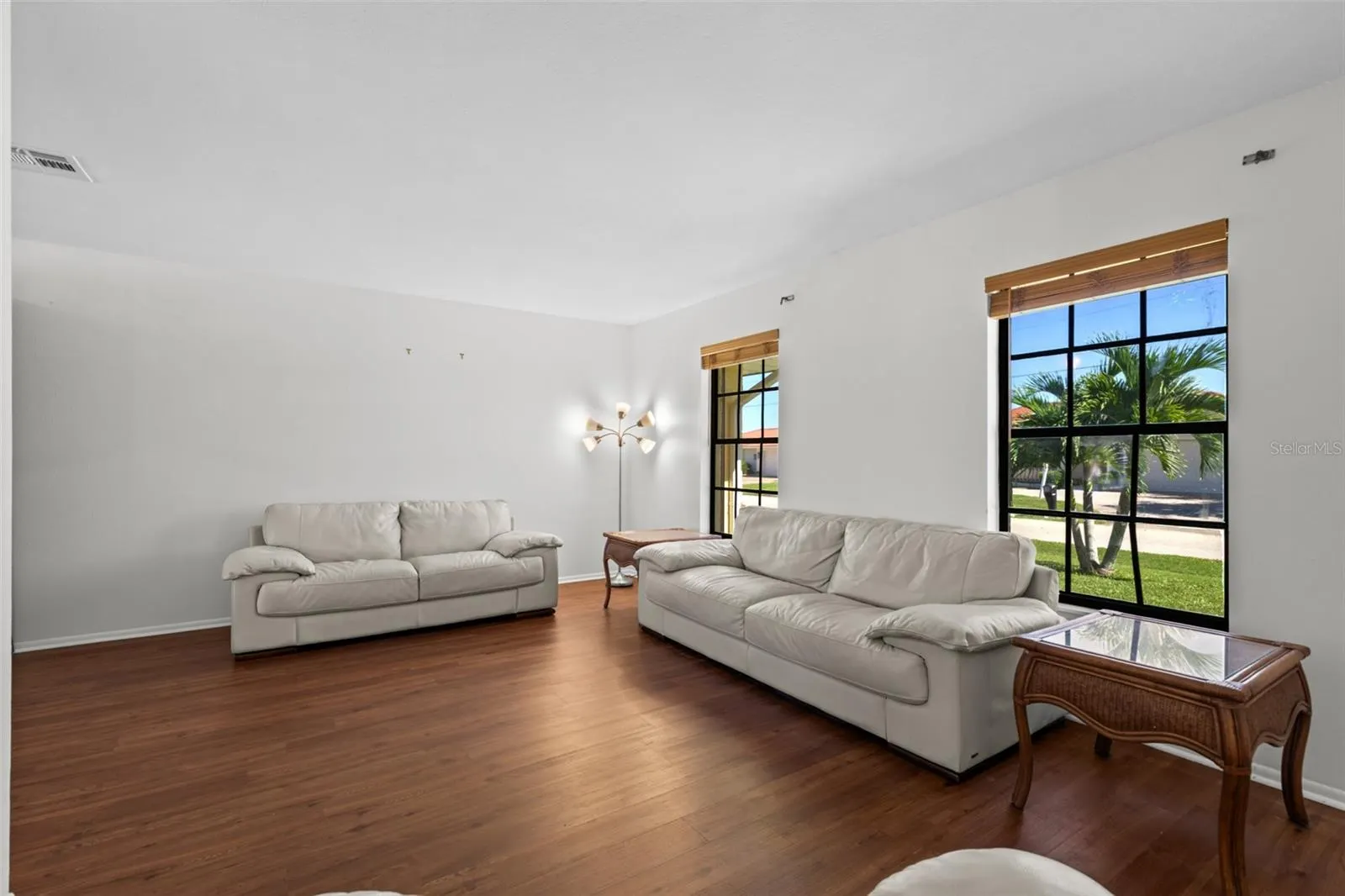 145 BAYSHORE CT
