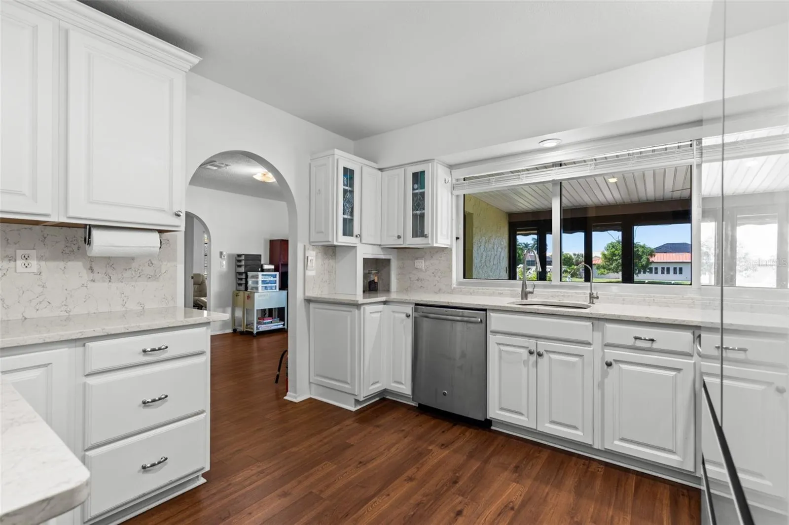 145 BAYSHORE CT