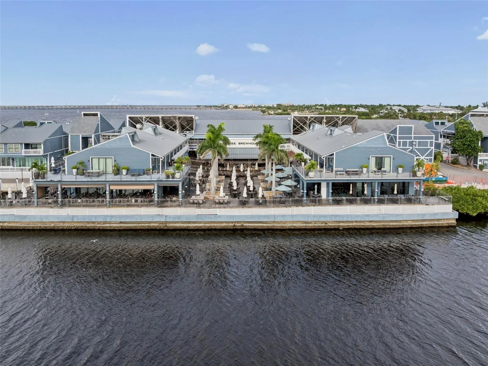 145 BAYSHORE CT
