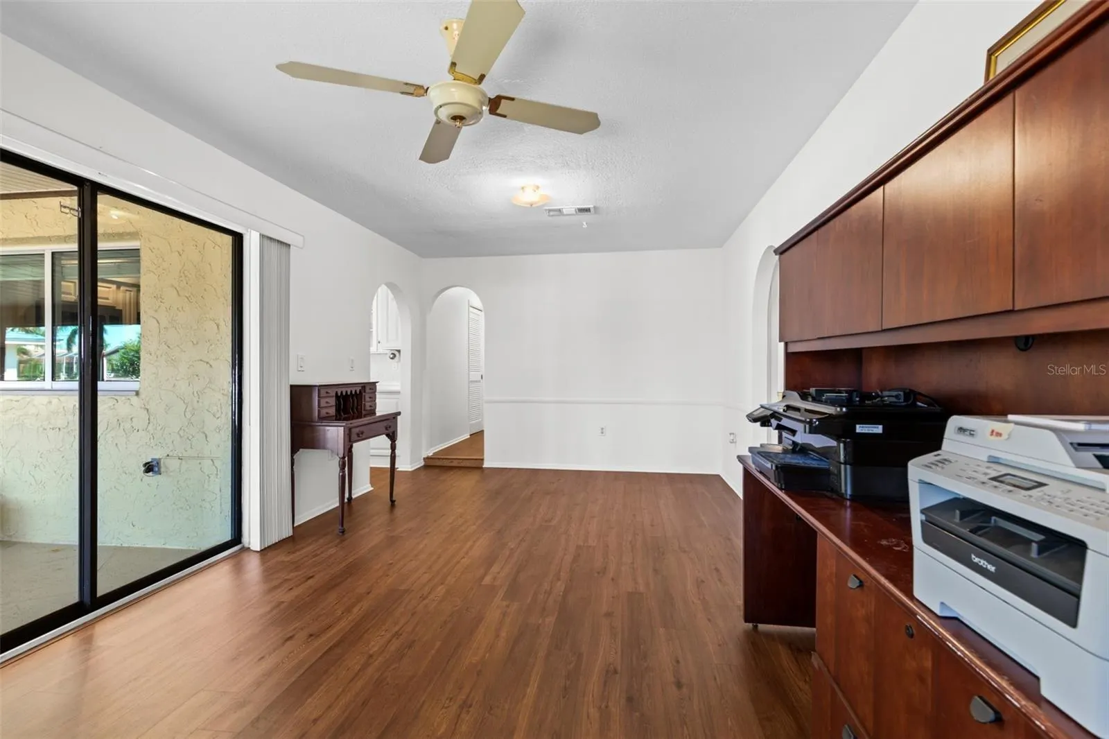 145 BAYSHORE CT