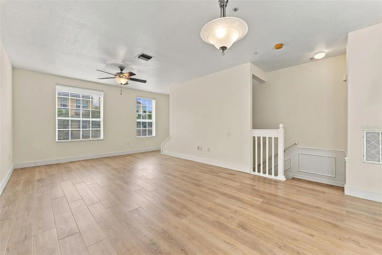3121 BAYSHORE OAKS DR