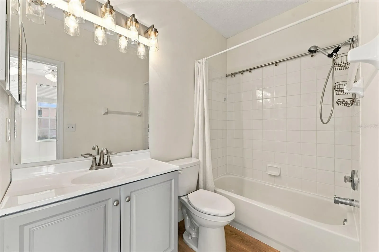 3121 BAYSHORE OAKS DR