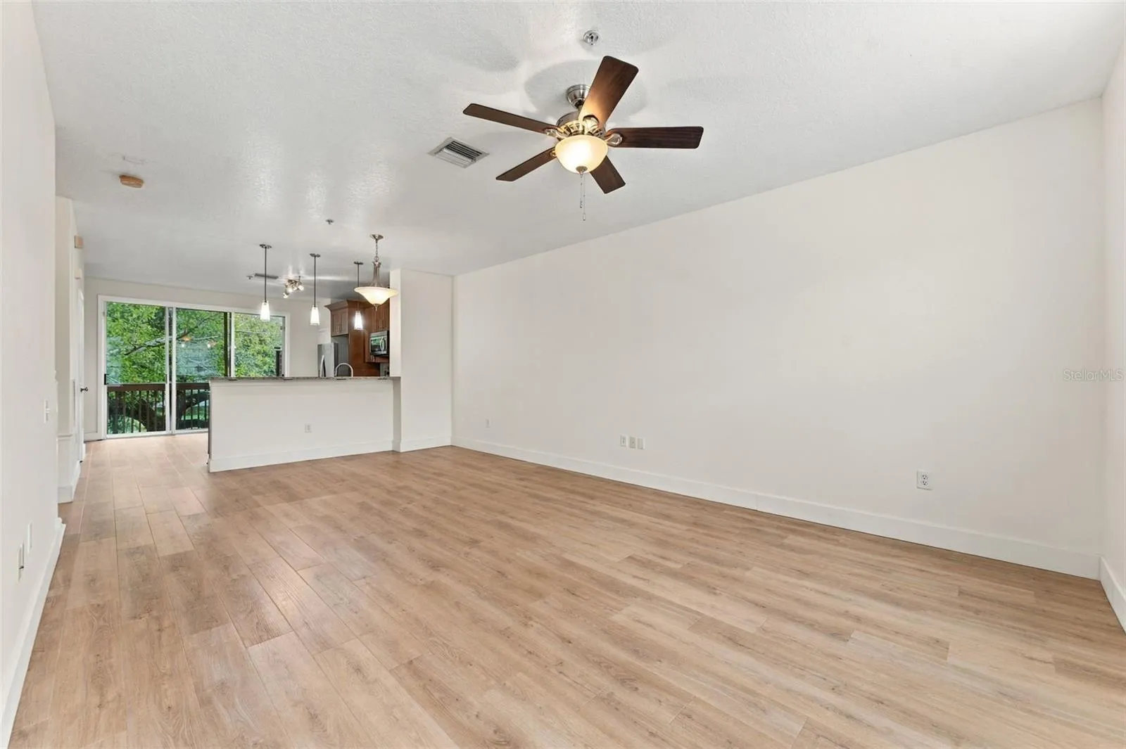 3121 BAYSHORE OAKS DR