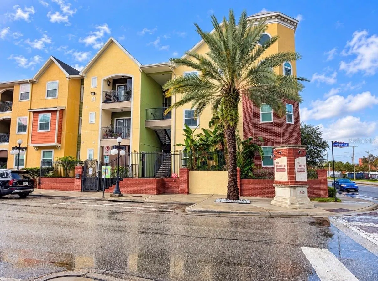 1910 E PALM AVE #8106 #8106