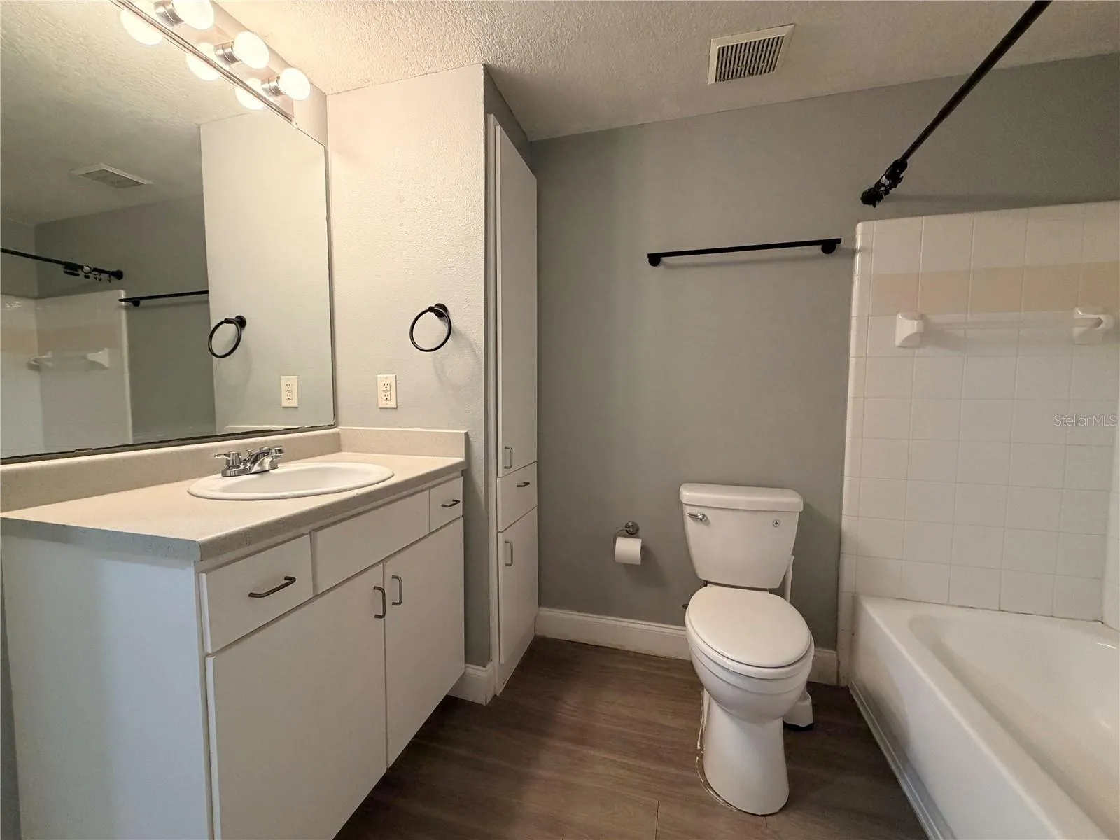 1910 E PALM AVE #8106 #8106