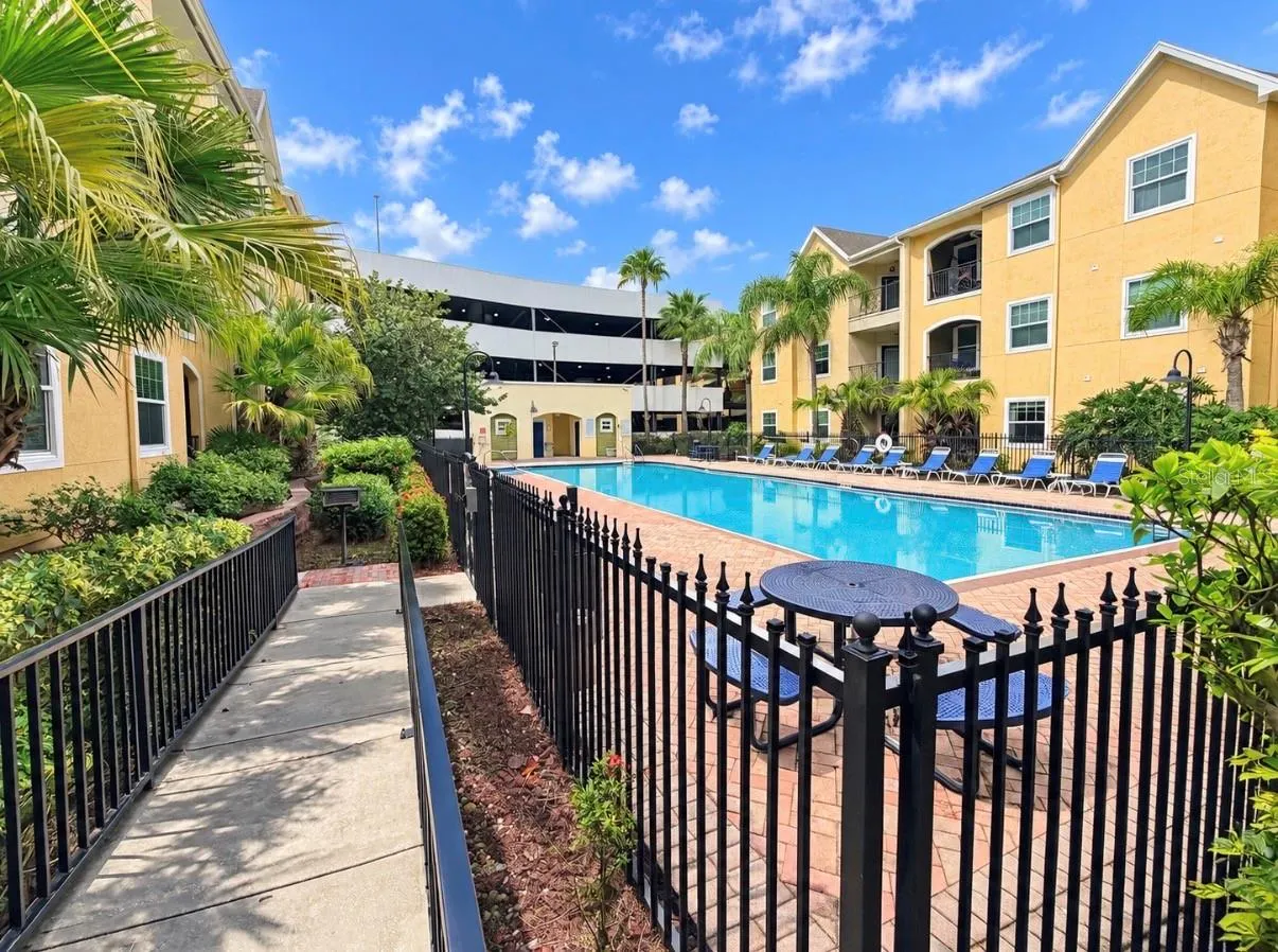 1910 E PALM AVE #8106 #8106