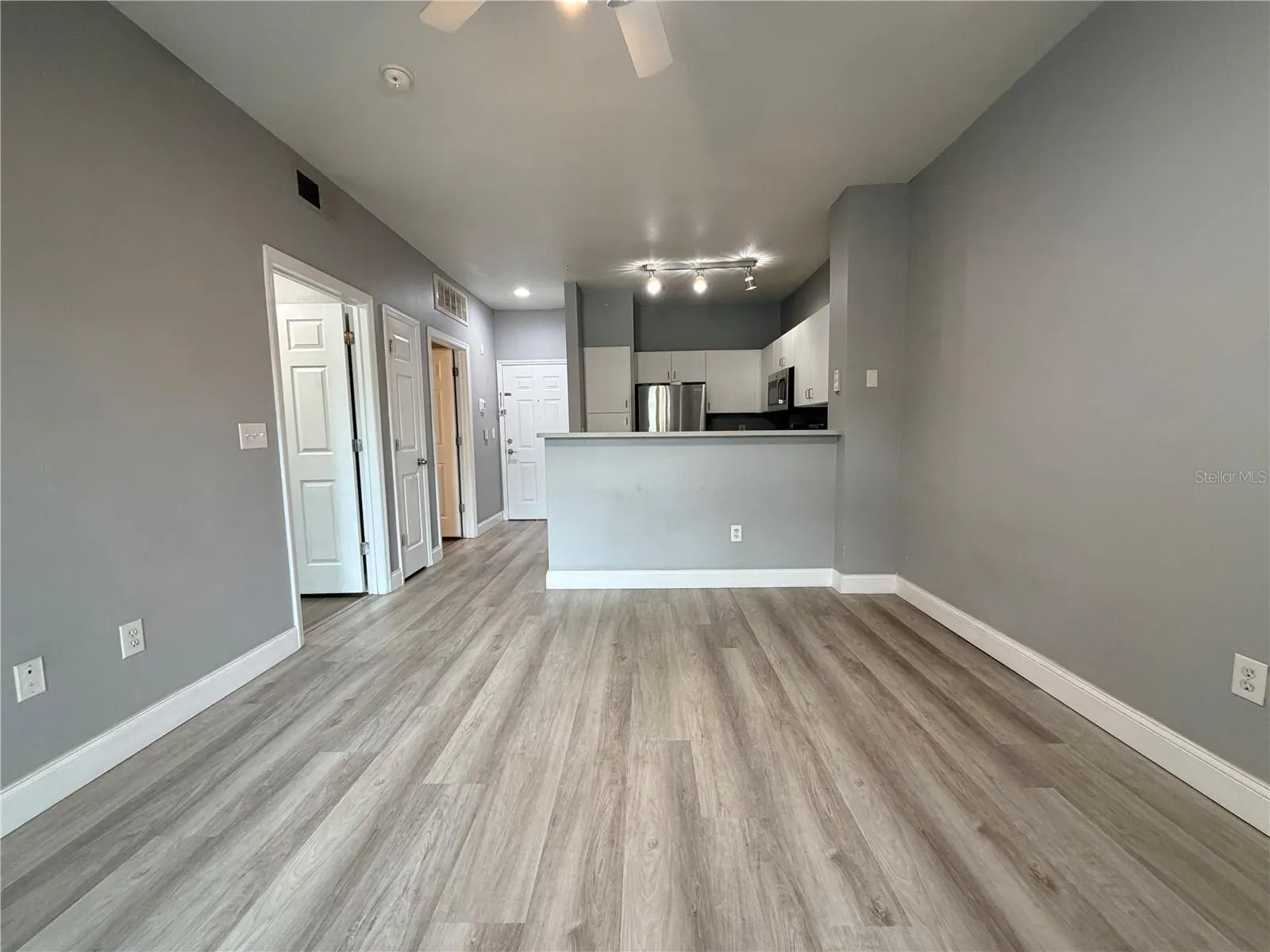 1910 E PALM AVE #8106 #8106