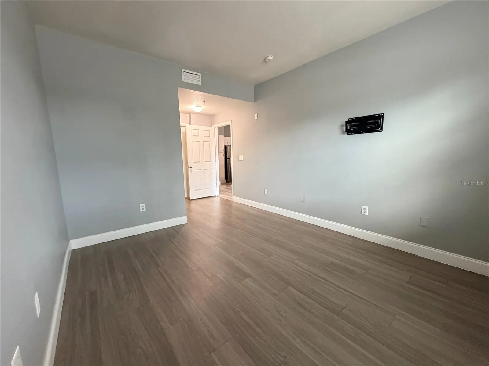 1910 E PALM AVE #8106 #8106