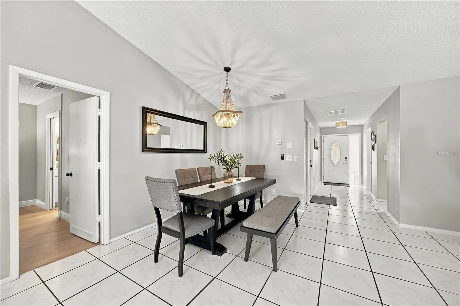 4008 SHORESIDE CIR