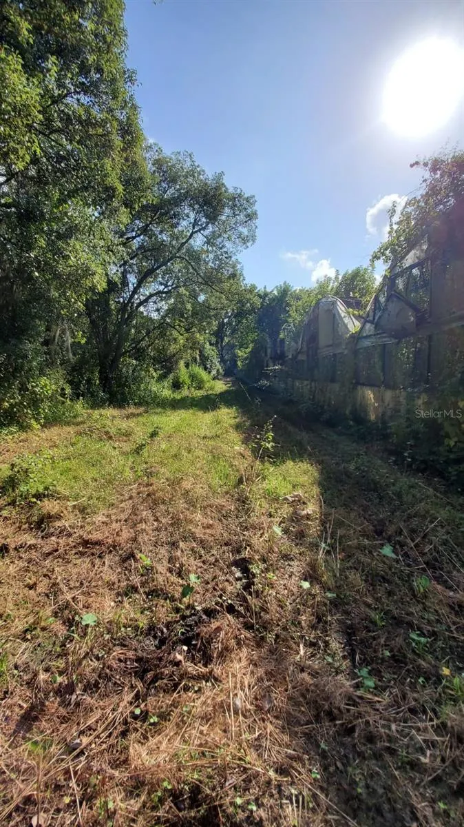 200 W ENGLISH ST