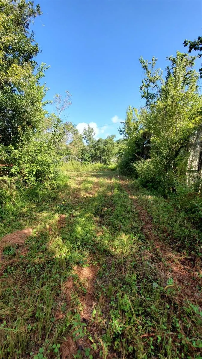 200 W ENGLISH ST