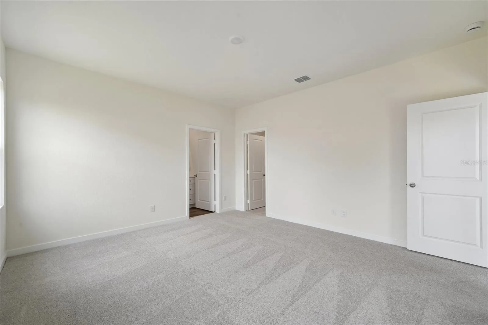 10542 CURVING CREEK
