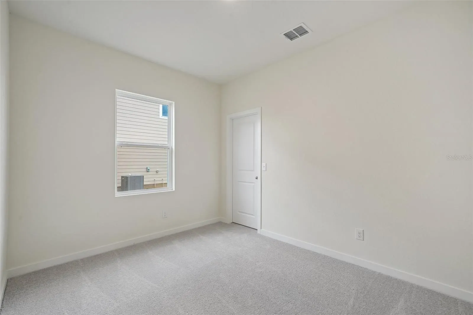 10542 CURVING CREEK