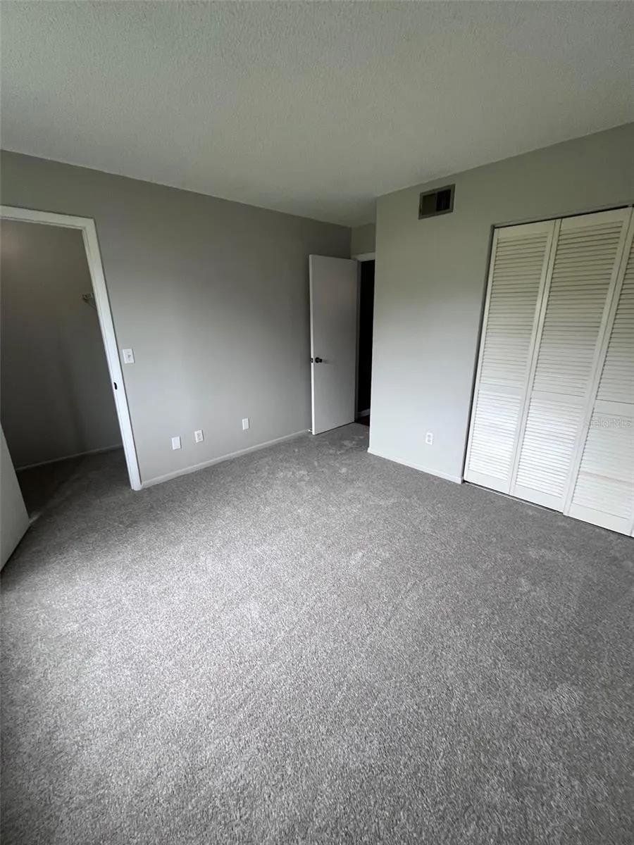 2050 HUNTERS GLEN DR #614 #614